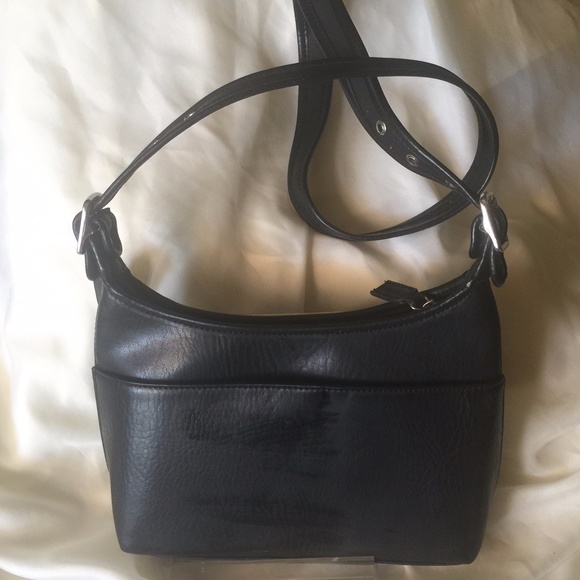 UnNamed Handbags - BLACK LEATHER SHOULDER BAG NOT COACH